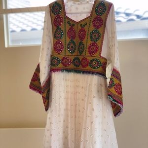 Traditional Afghan Clothing